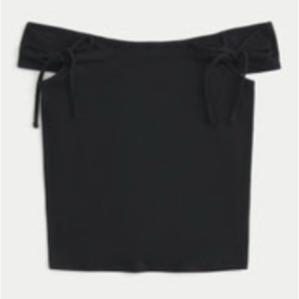 Hollister Black Off-Shoulder Tank Top